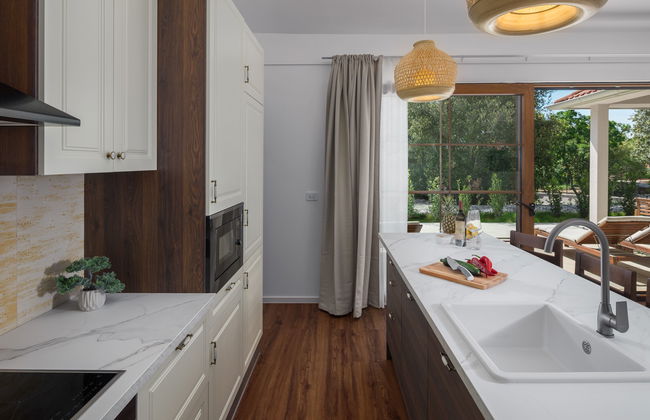 Casa de 3 quartos em Bale com piscina e terraço - Foto 11