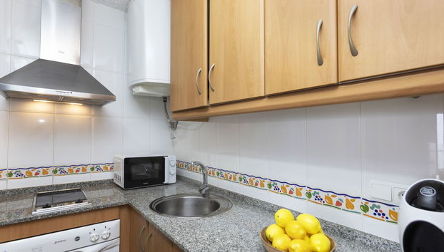 2 bedroom Apartment in Mont-roig del Camp with swimming pool and garden - Photo 5