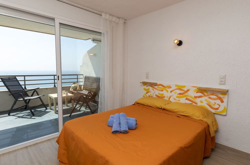 Photo 13 - 1 bedroom Apartment in Mont-roig del Camp with swimming pool and sea view