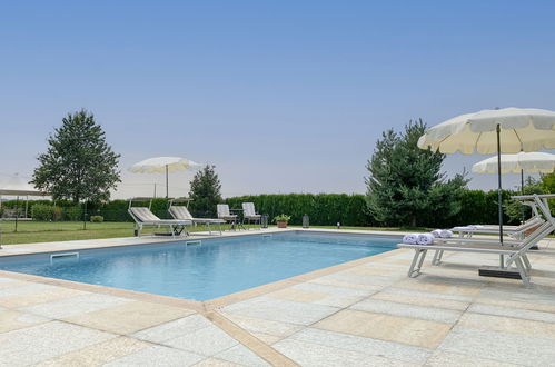 Photo 3 - Appartement de 2 chambres à Salmour avec piscine et jardin