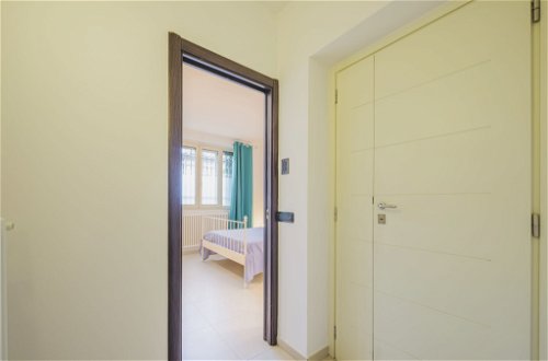 Foto 19 - Appartamento con 1 camera da letto a Viareggio con vista mare