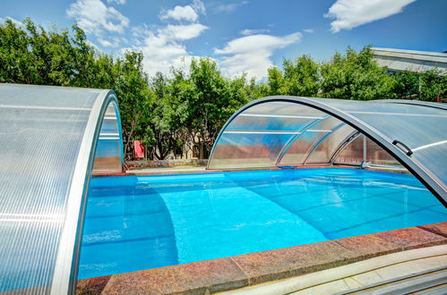 Photo 22 - Appartement de 2 chambres à Karlobag avec piscine et vues à la mer