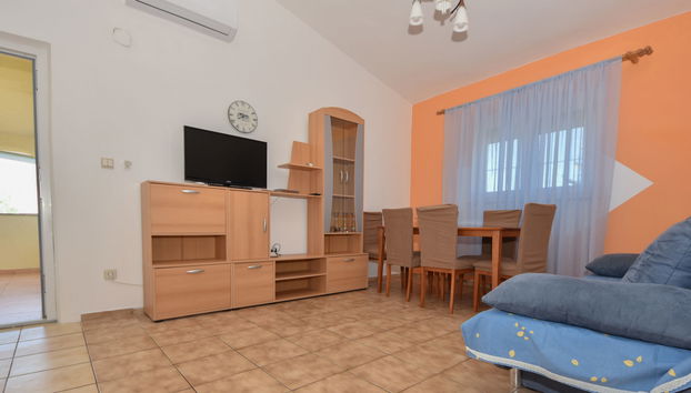 Appartamento con 3 camere da letto a Karlobag con piscina e giardino - Foto 4