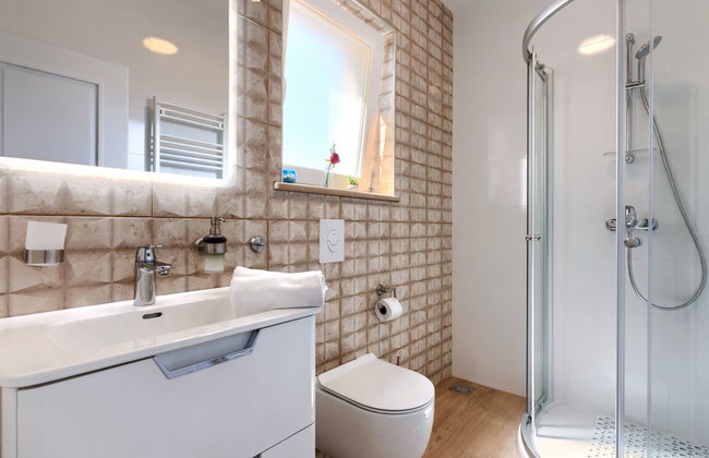 Casa de 4 quartos em Raša com piscina privada e jardim - Foto 25