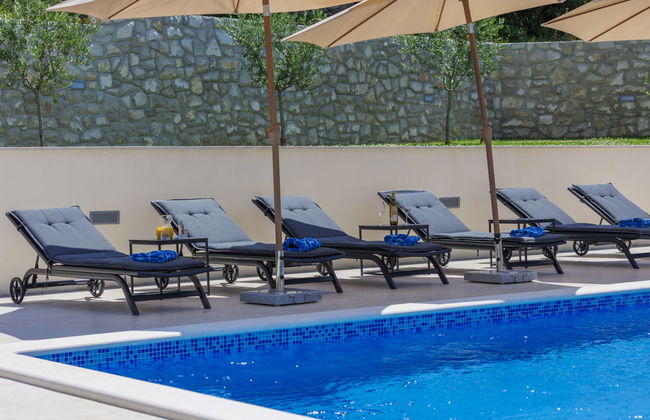 Casa de 4 quartos em Raša com piscina privada e jardim - Foto 19