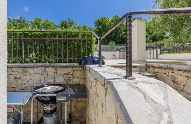 Casa de 4 quartos em Raša com piscina privada e jardim - Foto 21