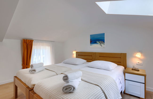 Casa de 4 quartos em Raša com piscina privada e jardim - Foto 37