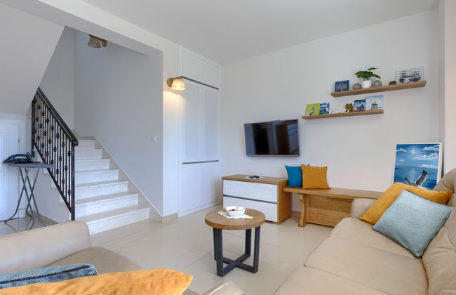 Casa de 4 quartos em Raša com piscina privada e jardim - Foto 11