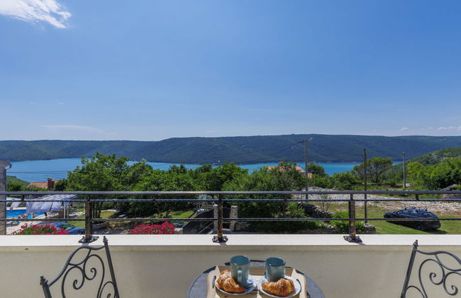 Casa de 4 quartos em Raša com piscina privada e jardim - Foto 29