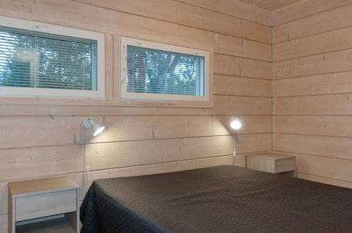 Foto 16 - Haus mit 2 Schlafzimmern in Hailuoto mit sauna