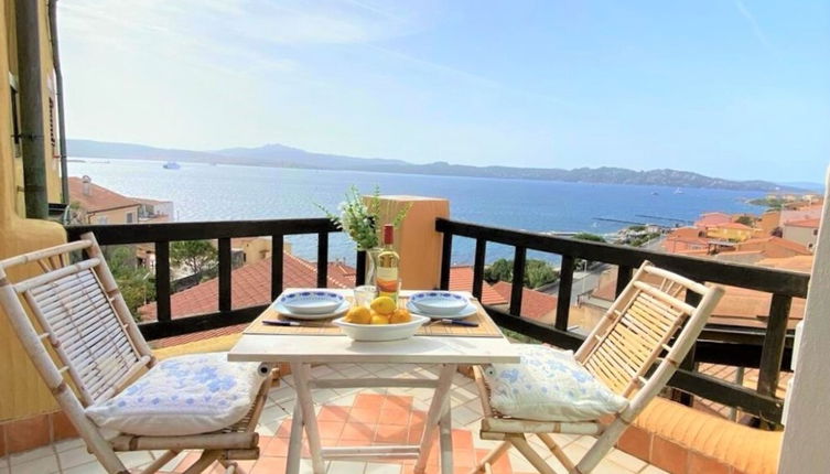 Foto 1 - Apartment mit 1 Schlafzimmer in La Maddalena mit terrasse und blick aufs meer