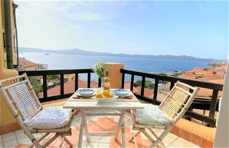 Foto 1 - Apartment mit 1 Schlafzimmer in La Maddalena mit terrasse und blick aufs meer