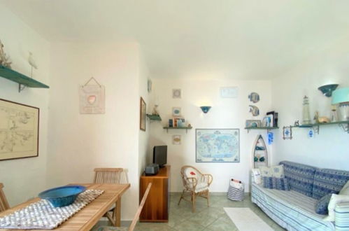 Foto 10 - Apartamento de 1 quarto em La Maddalena com terraço e vistas do mar
