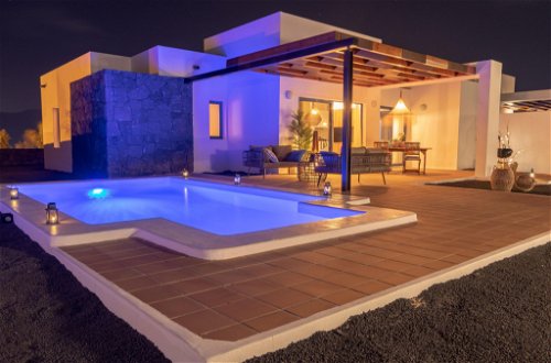 Foto 15 - Casa con 2 camere da letto a Yaiza con piscina privata e vista mare