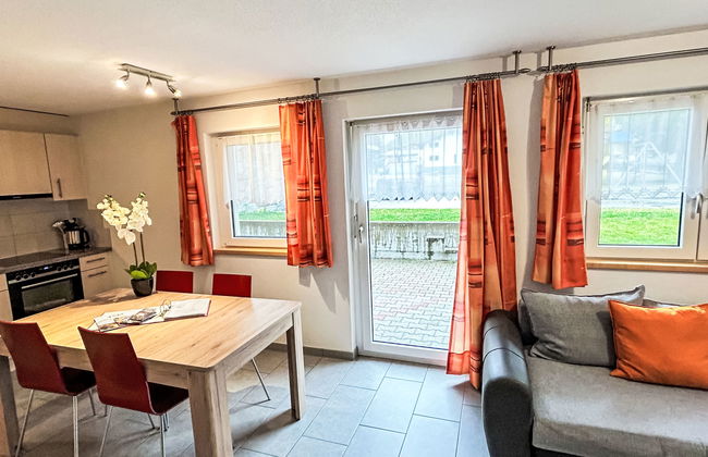 Apartamento de 3 quartos em Saas-Grund com jardim e terraço - Foto 8