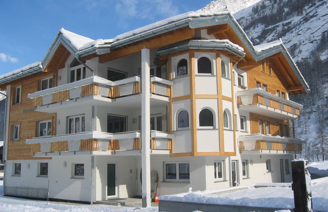 Apartamento de 3 quartos em Saas-Grund com jardim e terraço - Foto 15