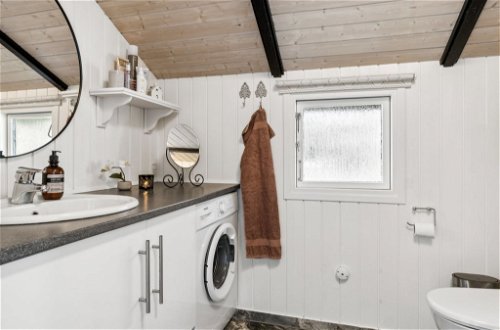 Photo 12 - Maison de 2 chambres à Nykøbing Sj avec terrasse et bain à remous