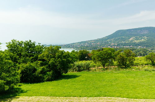 Foto 45 - Casa con 2 camere da letto a Badacsonytomaj con vista mare