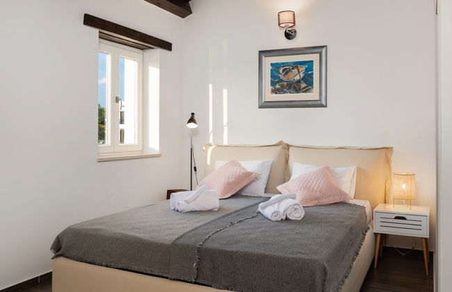 Casa de 4 quartos em Tinjan com piscina privada e jardim - Foto 36