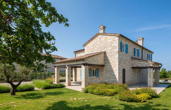 Casa de 4 quartos em Tinjan com piscina privada e jardim - Foto 47