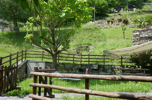 Photo 30 - Maison de 2 chambres à Serravalle avec jardin et vues sur la montagne