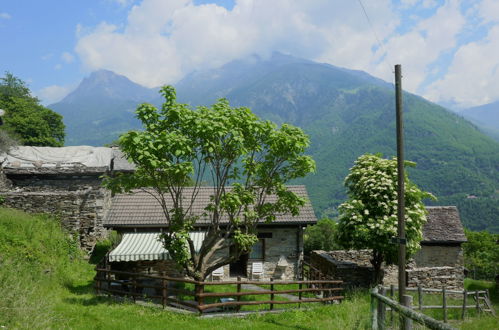 Photo 1 - Maison de 2 chambres à Serravalle avec jardin