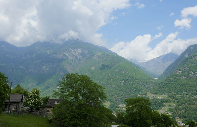 2 bedroom House in Serravalle with garden - Photo 39