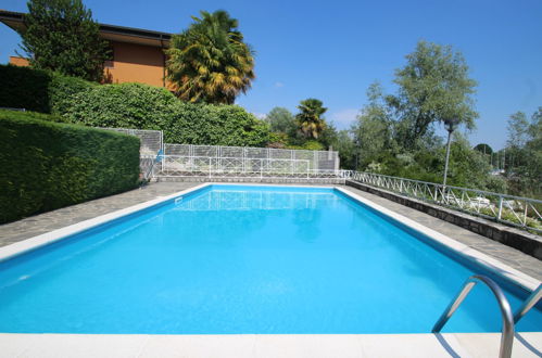 Photo 25 - 2 bedroom Apartment in Leggiuno with swimming pool and garden