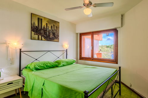 Foto 12 - Apartment mit 2 Schlafzimmern in Leggiuno mit schwimmbad und blick auf die berge