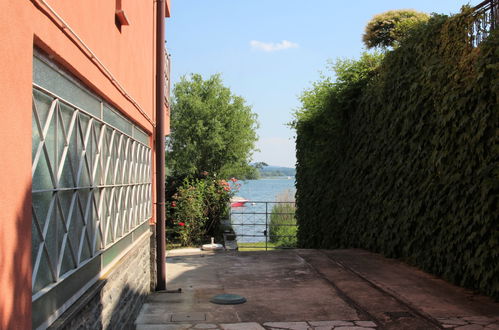 Photo 22 - Appartement de 2 chambres à Leggiuno avec piscine et vues sur la montagne