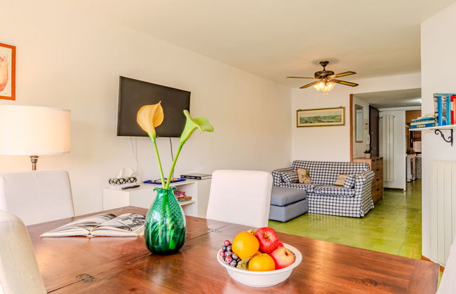 Apartamento de 3 quartos em Leggiuno com piscina e jardim - Foto 5