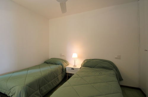 Foto 14 - Appartamento con 2 camere da letto a Leggiuno con piscina e vista sulle montagne