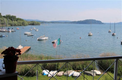 Photo 3 - 2 bedroom Apartment in Leggiuno with swimming pool and mountain view
