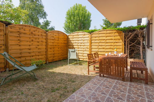 Foto 5 - Appartamento con 1 camera da letto a Cabourg con terrazza e vista mare