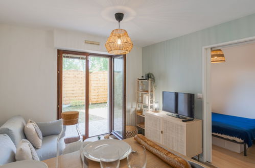 Foto 2 - Apartamento de 1 habitación en Cabourg con terraza y vistas al mar