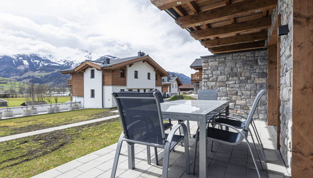 5 bedroom House in Uttendorf with garden and terrace - Photo 2