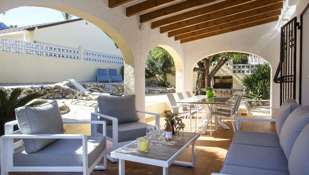 4 bedroom House in Orba with private pool and garden - Photo 2