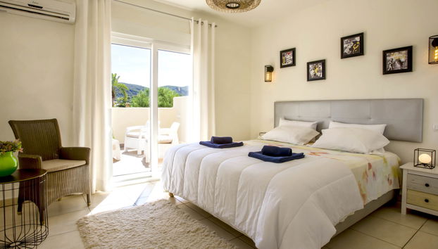 4 bedroom House in Orba with private pool and garden - Photo 5