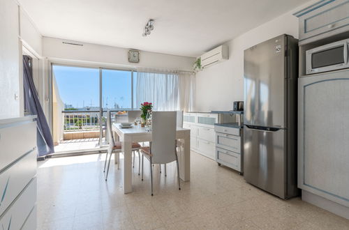 Foto 10 - Apartamento de 1 quarto em Le Grau-du-Roi com terraço e vistas do mar