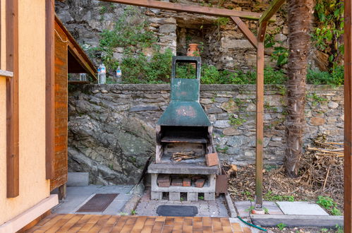 Foto 21 - Appartamento con 2 camere da letto a Domaso con terrazza e vista sulle montagne