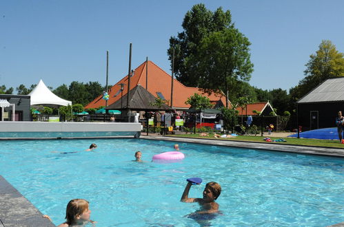 Foto 9 - Casa con 2 camere da letto a Velsen-Zuid con piscina e giardino