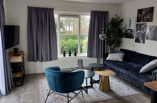 Foto 2 - Casa con 2 camere da letto a Velsen-Zuid con piscina e giardino