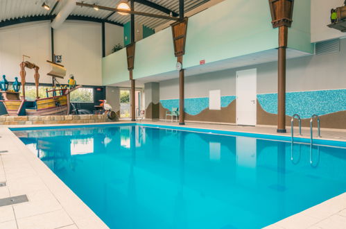 Photo 3 - Maison de 3 chambres à Dordrecht avec piscine et terrasse