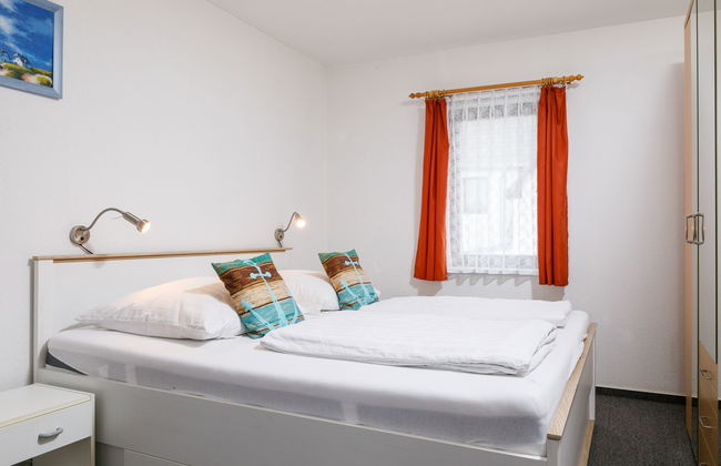 Appartamento con 2 camere da letto a Trassenheide con giardino - Foto 4