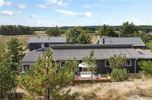Foto 26 - Casa de 3 quartos em Klitmøller com terraço e sauna
