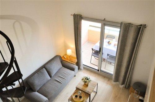 Foto 14 - Apartamento de 1 quarto em Cavalaire-sur-Mer com piscina e vistas do mar