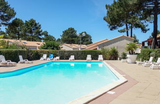 Foto 1 - Casa en Les Mathes con piscina y vistas al mar