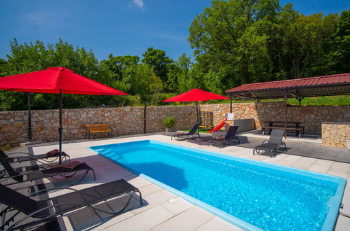 Photo 8 - Maison de 2 chambres à Vinodolska Općina avec piscine privée et vues à la mer