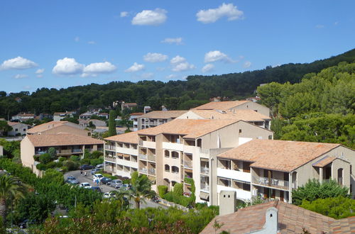 Foto 15 - Apartamento en Saint-Cyr-sur-Mer con terraza y vistas al mar