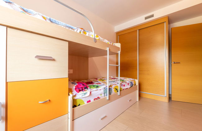 Apartamento de 4 quartos em Torredembarra com piscina e jardim - Foto 11